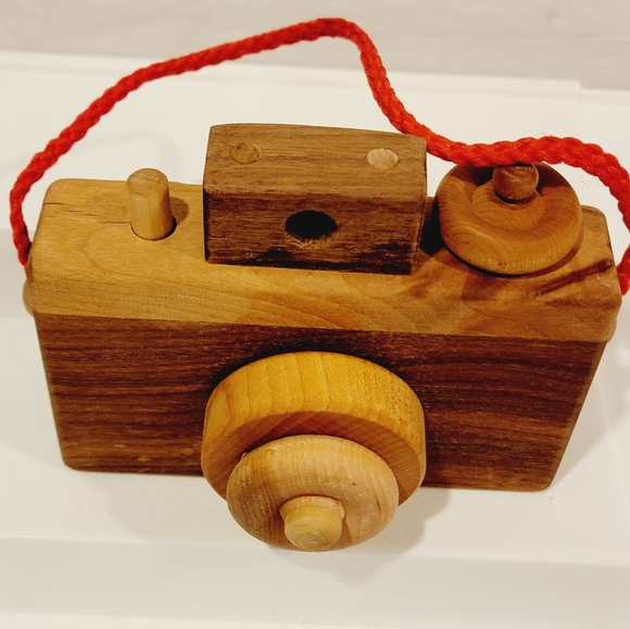 Wooden Toy Film Camera Pretend Play - Picture 3 of 10